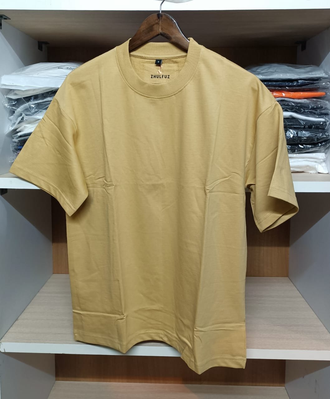 zhulfuz branded t shirts 240 gsm oversized cotton size lerge || color beige zhulfuz branded t shirts 240 gsm oversized cotton size lerge || color beige